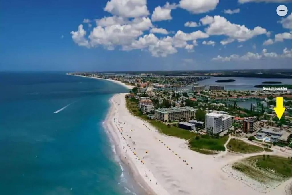 Private 15 -directly Across From Appartement St. Pete Beach